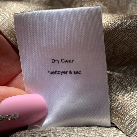 Aritzia Babaton Metallic Jacquard Dress Shorts - Picture 6 of 6